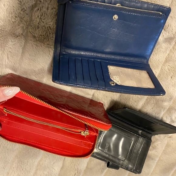 Assorted wallets price $20 each - Picture 1 of 2